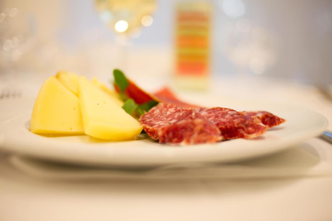 Hotel Falco Riccione Dış mekan fotoğraf