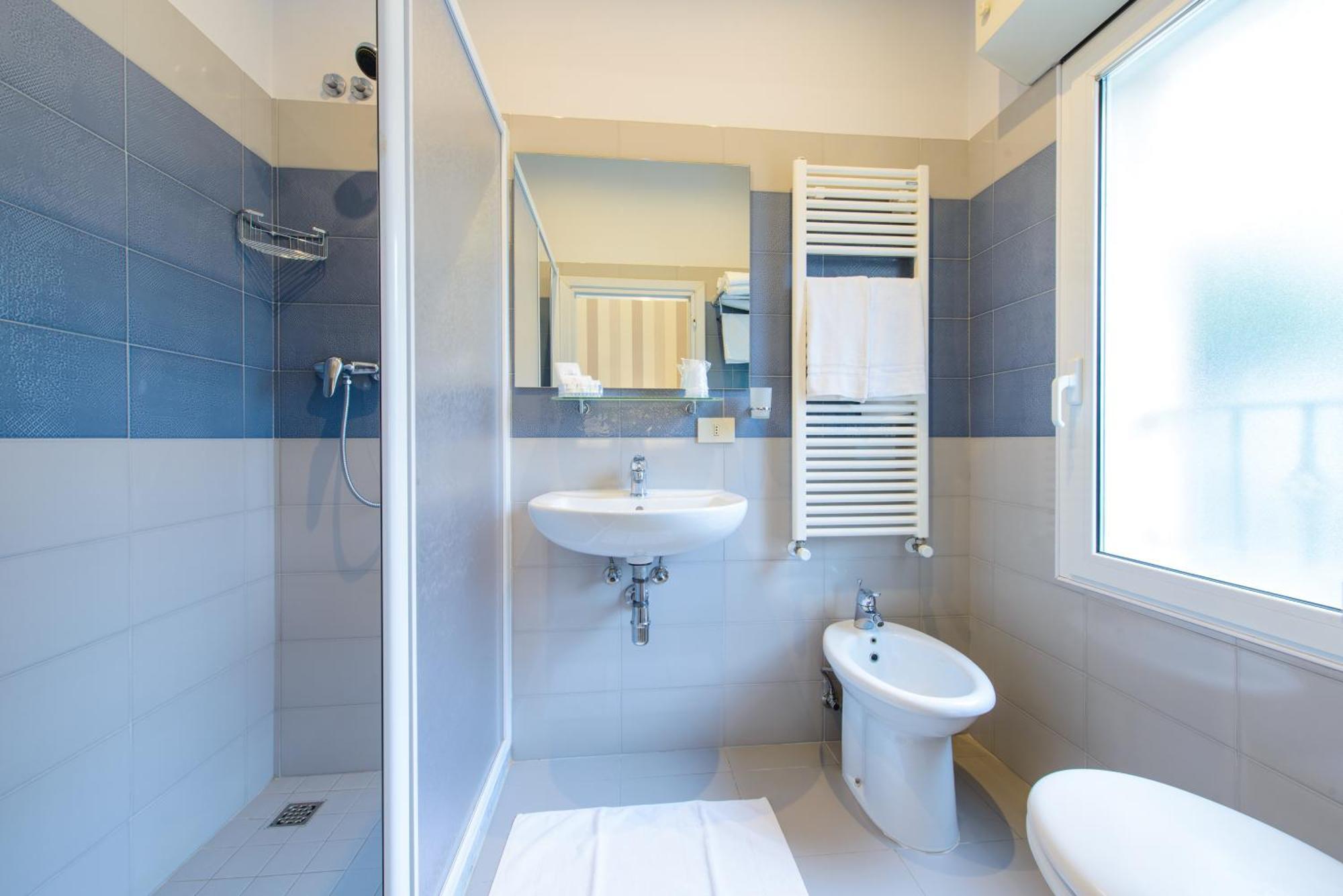 Hotel Falco Riccione Dış mekan fotoğraf