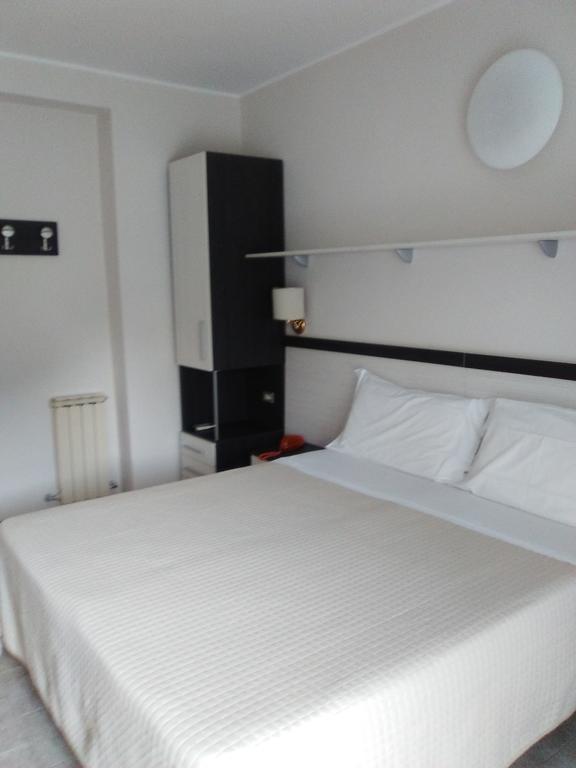 Hotel Falco Riccione Dış mekan fotoğraf