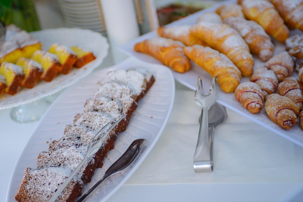 Hotel Falco Riccione Dış mekan fotoğraf