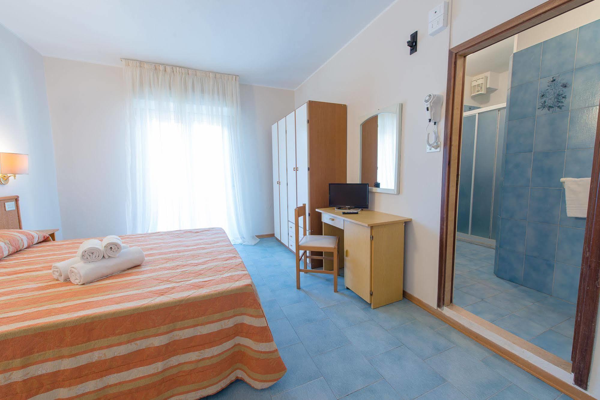 Hotel Falco Riccione Dış mekan fotoğraf